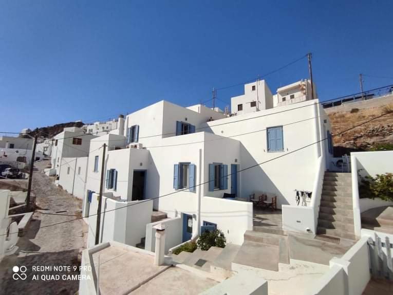 Anemoessa Studios Serifos Town المظهر الخارجي الصورة