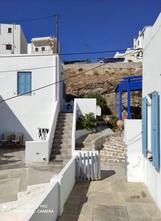 Anemoessa Studios Serifos Town المظهر الخارجي الصورة